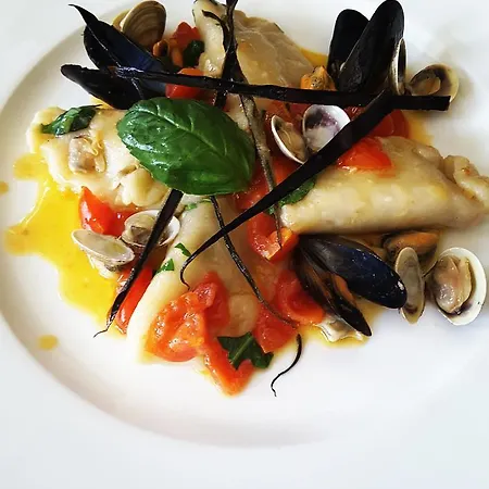 Szálloda E Il Faro Acciaroli