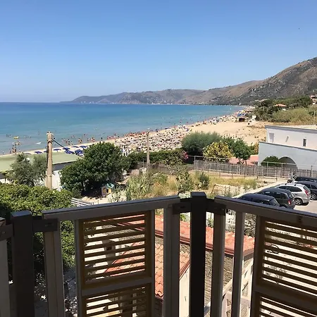 E Il Faro