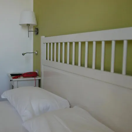 E Il Faro Hotell