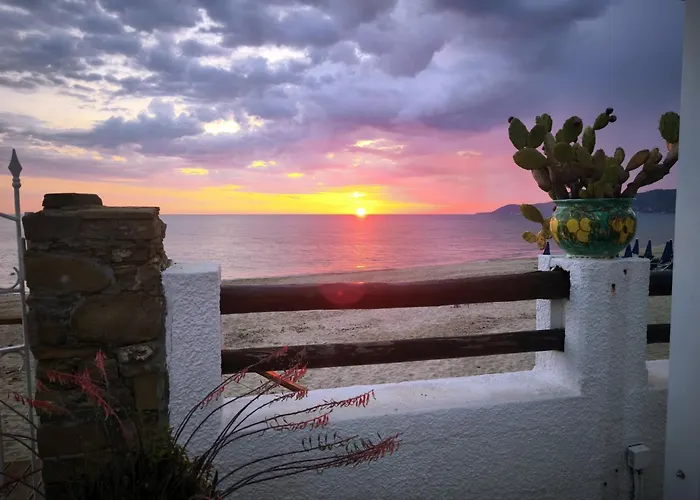 Hotell E Il Faro Acciaroli