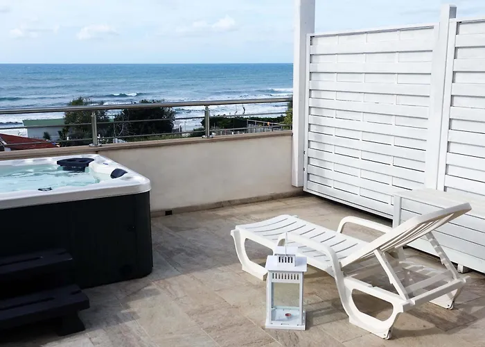 E Il Faro 3* Acciaroli